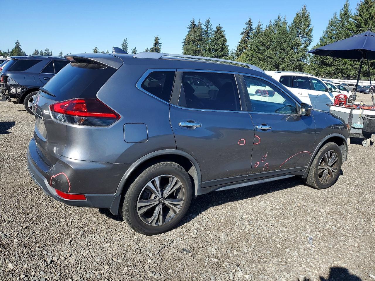 2020 Nissan Rogue Sv - zdjęcie 3
