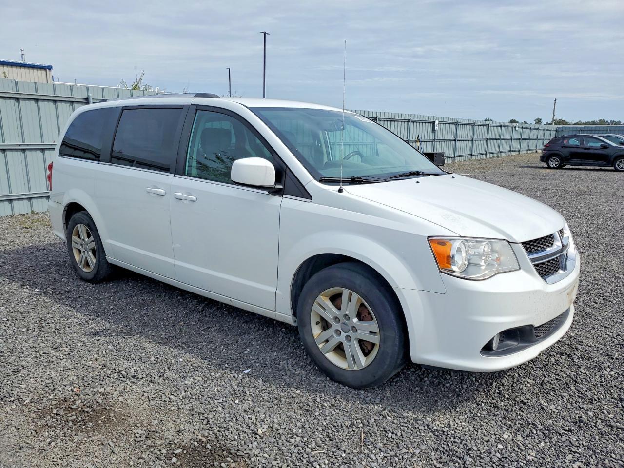 2018 Dodge Grand Caravan Crew - zdjęcie 4