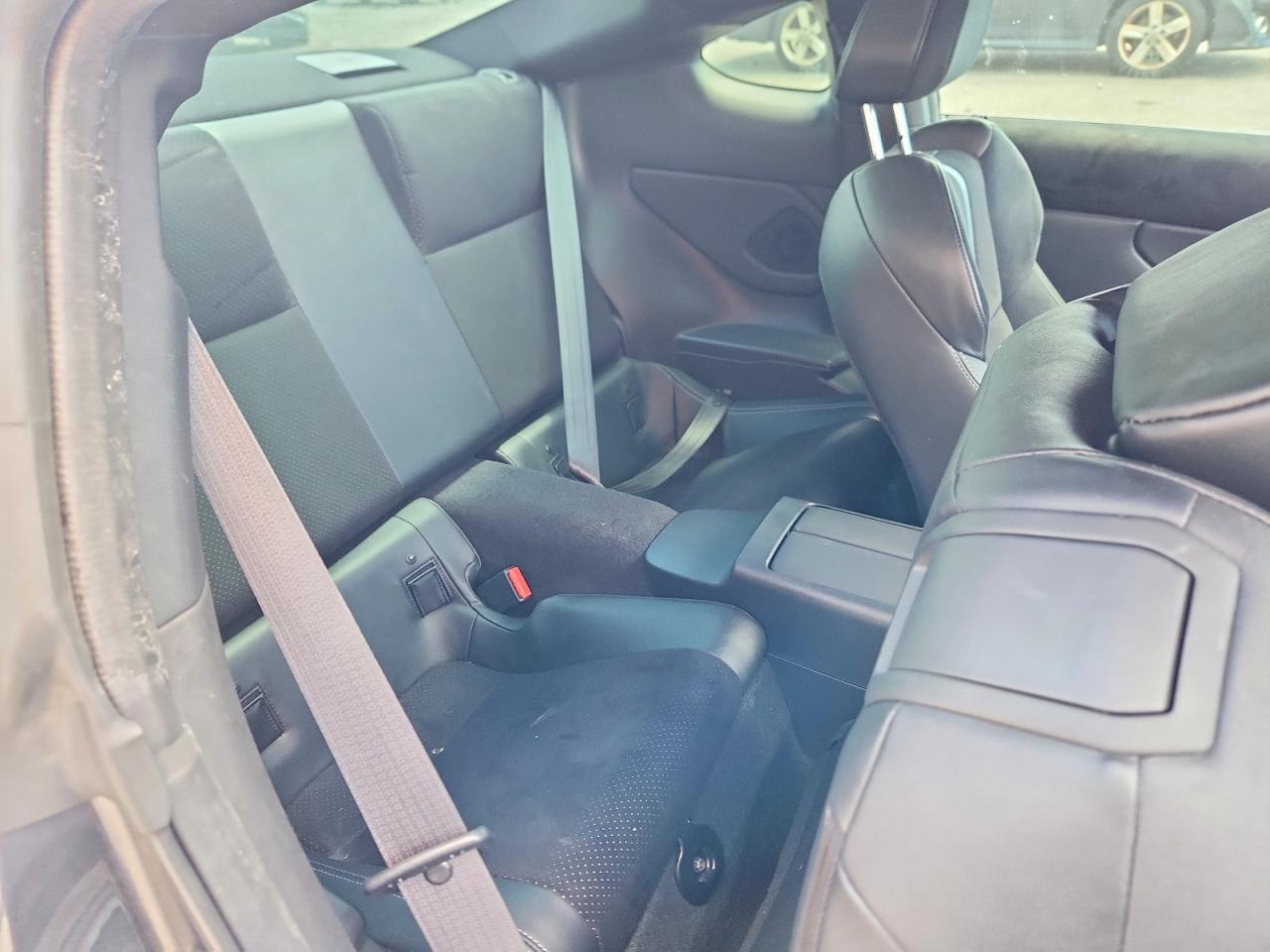 2024 Toyota Gr 86 Premium - zdjęcie 10