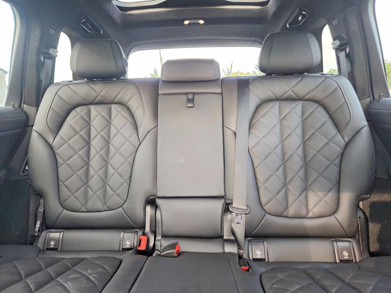 2024 BMW X7 xDrive40I - zdjęcie 10