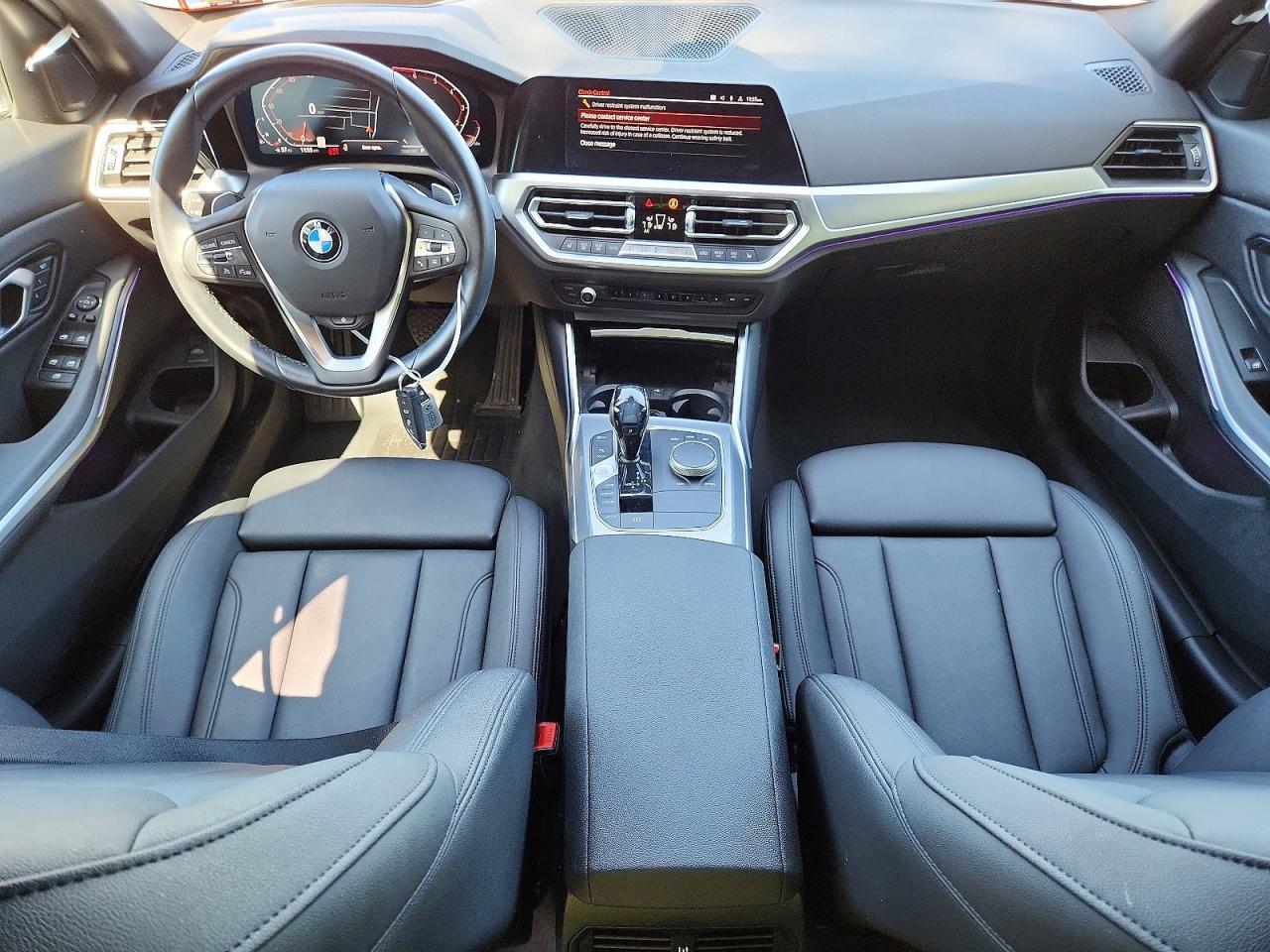 2021 BMW Seria 3 330i - zdjęcie 8