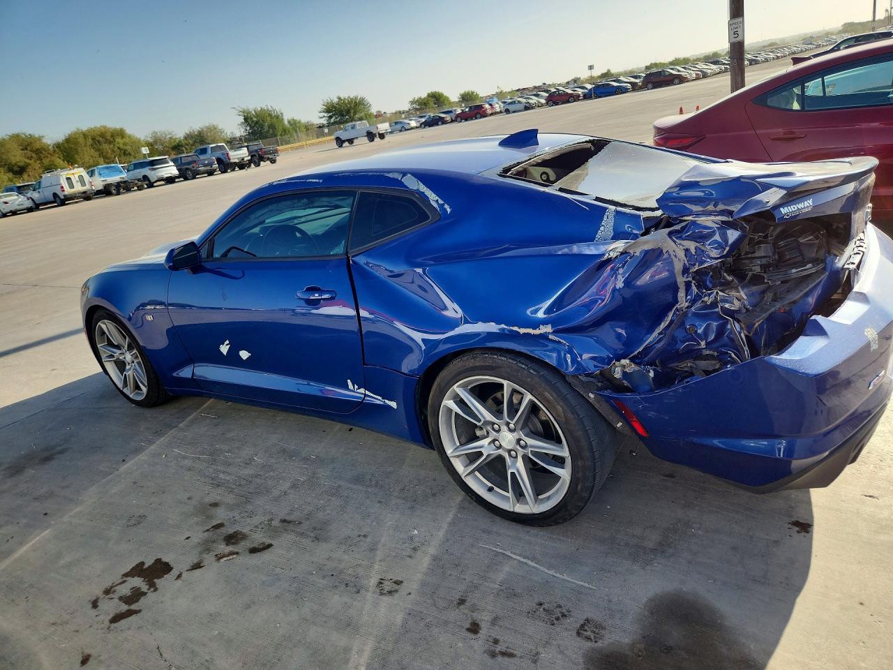 2022 Chevrolet Camaro Rs - zdjęcie 2