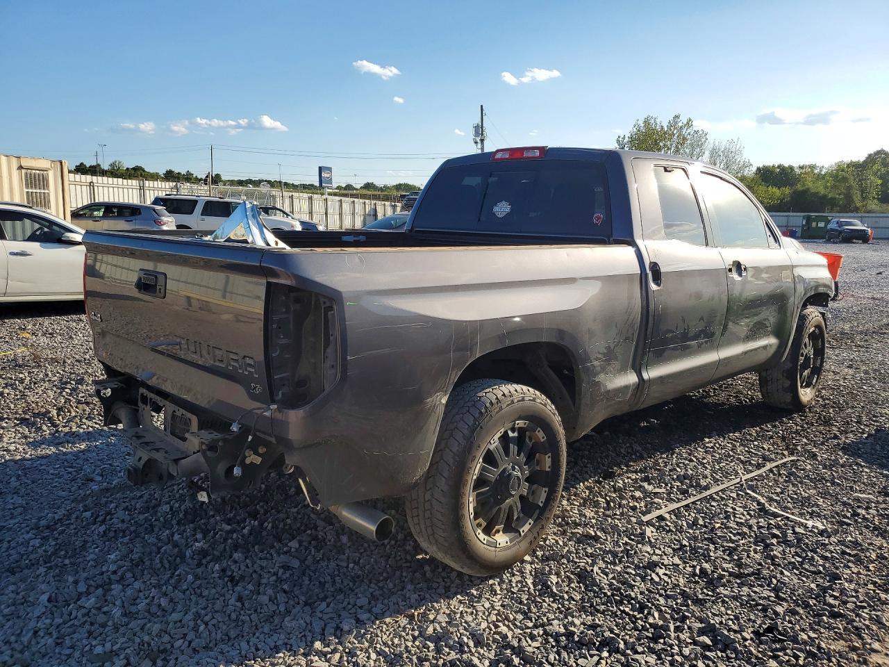 2016 Toyota Tundra Sr5 - zdjęcie 3
