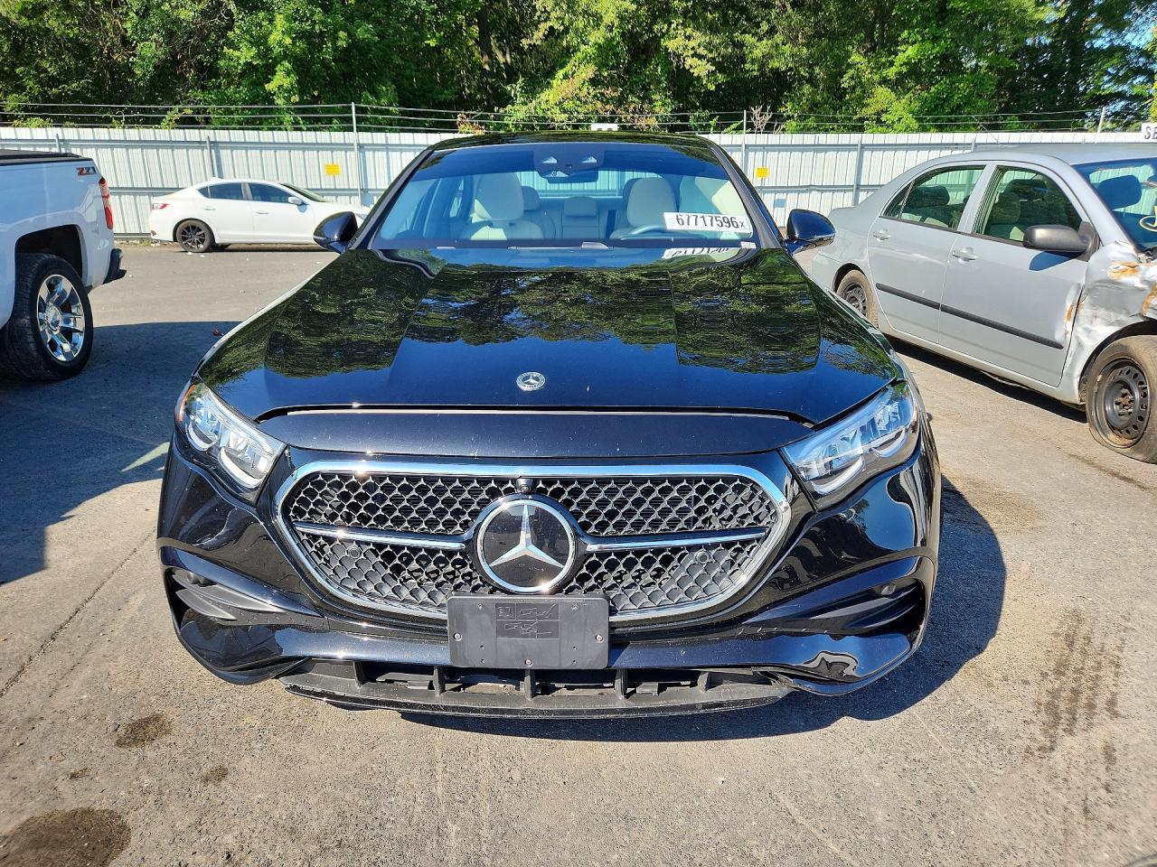 2026 Mercedes-Benz E 450 4Matic - zdjęcie 5