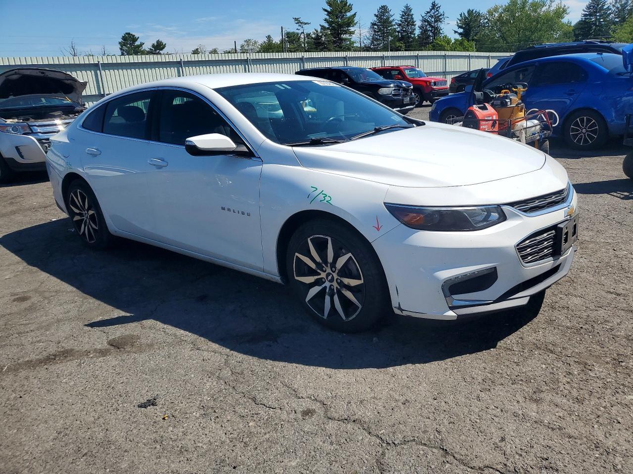 2017 Chevrolet Malibu Lt - zdjęcie 4