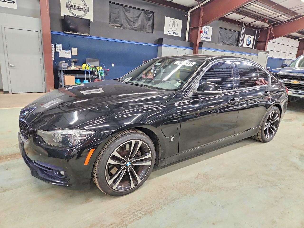 2018 BMW 330E - zdjęcie główne