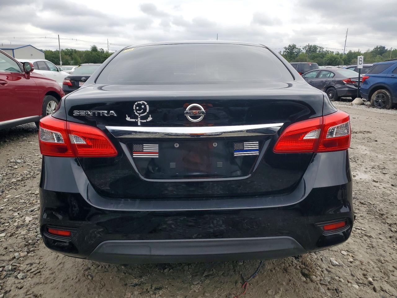 2018 Nissan Sentra S - zdjęcie 6
