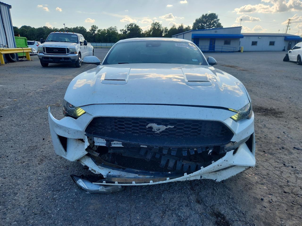 2021 Ford Mustang - zdjęcie 5