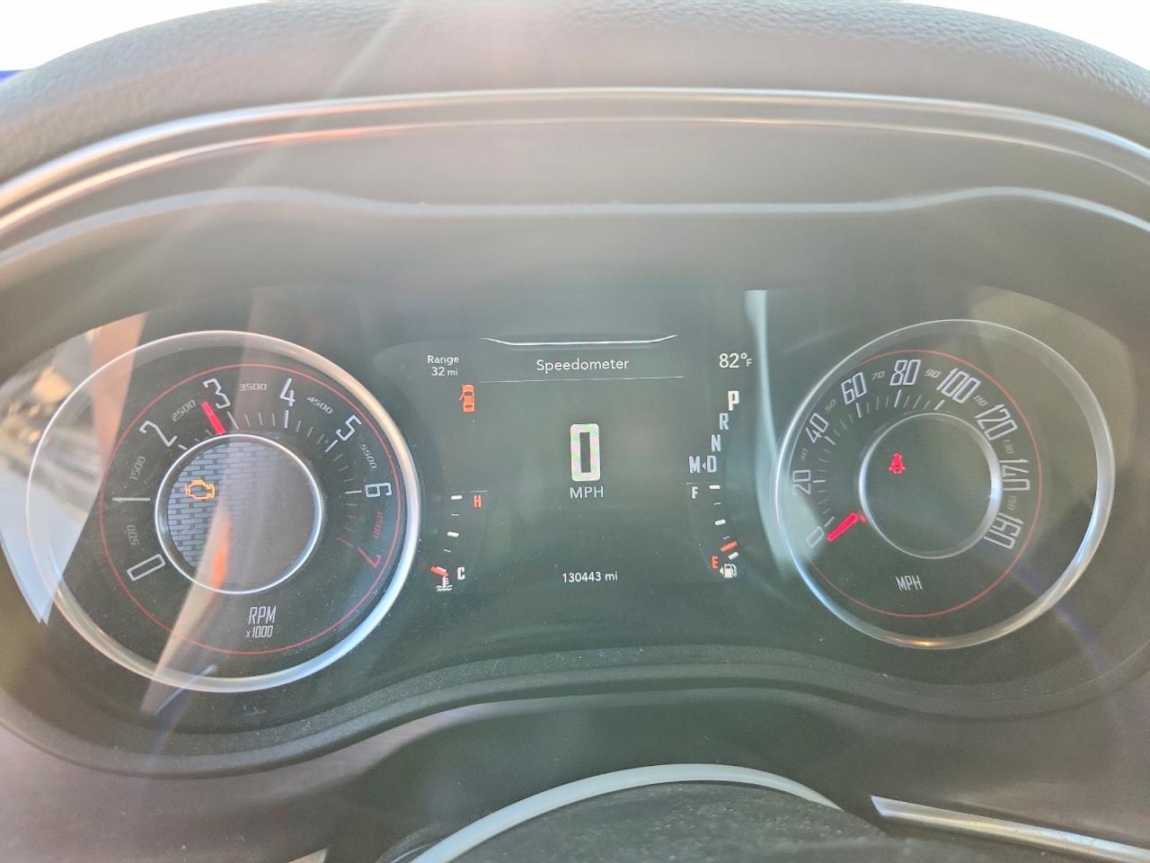 2015 Dodge Challenger Sxt - zdjęcie 9