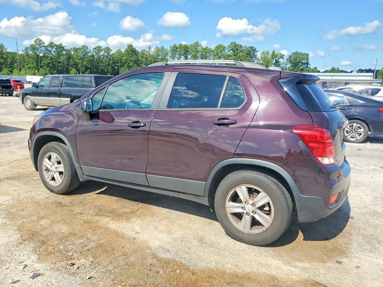 2021 Chevrolet Trax 1Lt - zdjęcie 2