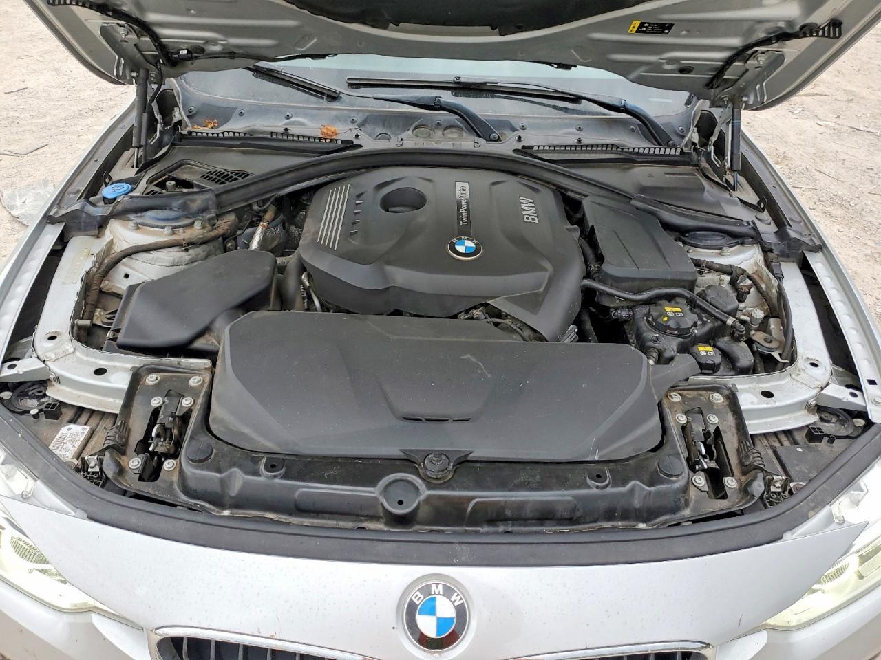2018 BMW 330 I - zdjęcie 11