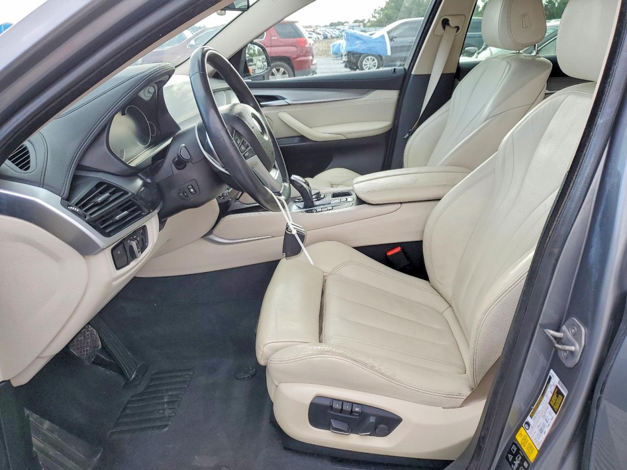 2015 BMW X6 xDrive50I - zdjęcie 7