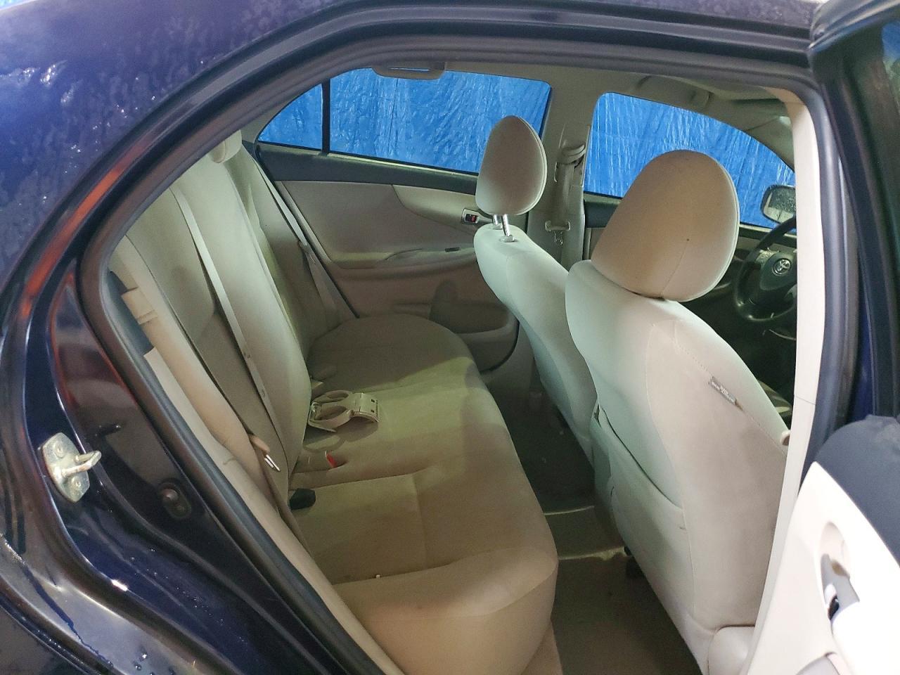2013 Toyota Corolla Le - zdjęcie 10
