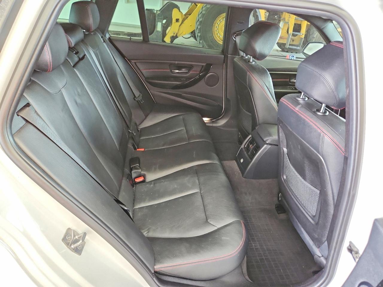 2014 BMW 328 Xi - zdjęcie 10