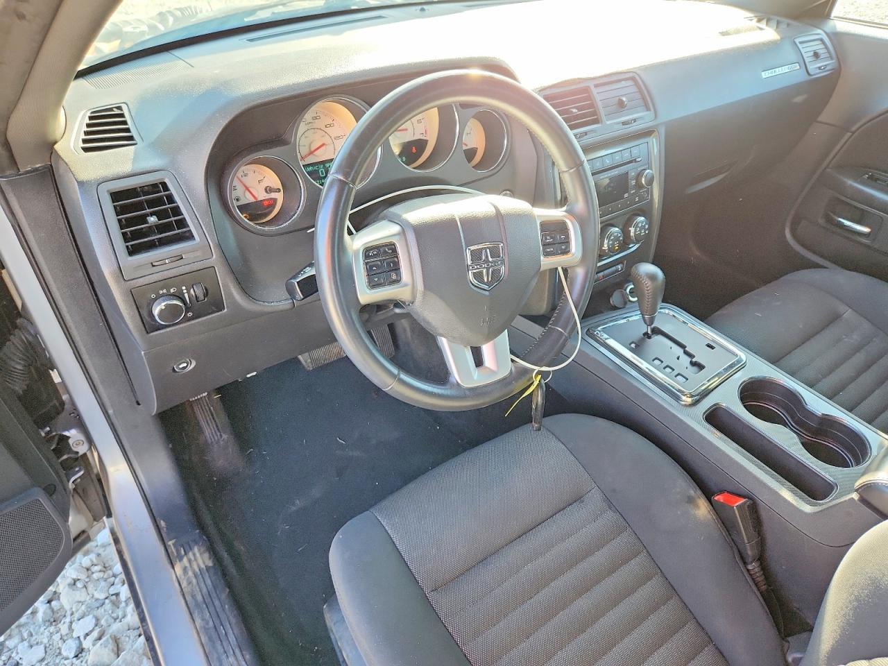 2014 Dodge Challenger Sxt - zdjęcie 8