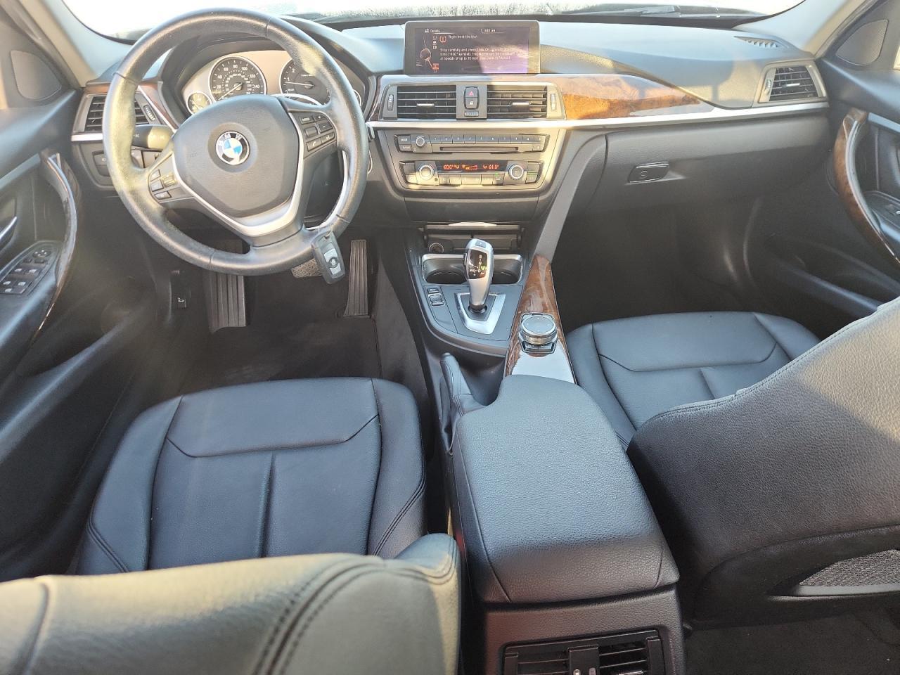 2015 BMW 328 I - zdjęcie 8