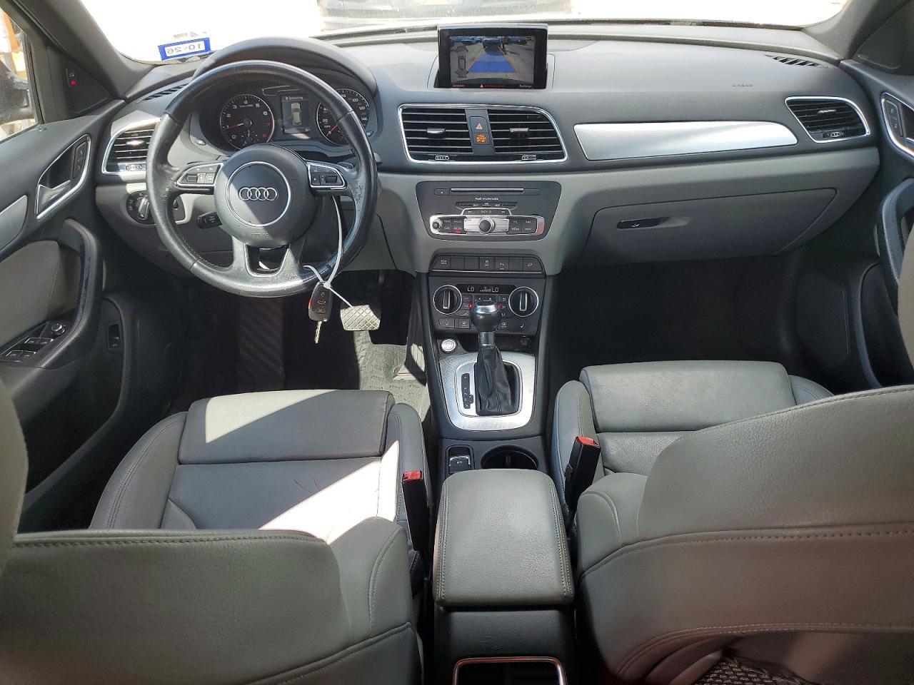 2016 Audi Q3 Premium Plus - zdjęcie 12