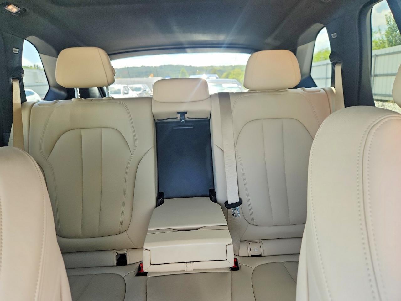 2019 BMW X5 xDrive40I - zdjęcie 10
