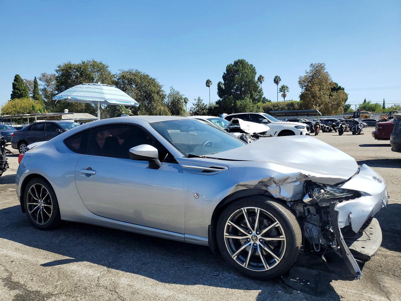 2017 Toyota 86 Base - zdjęcie 4
