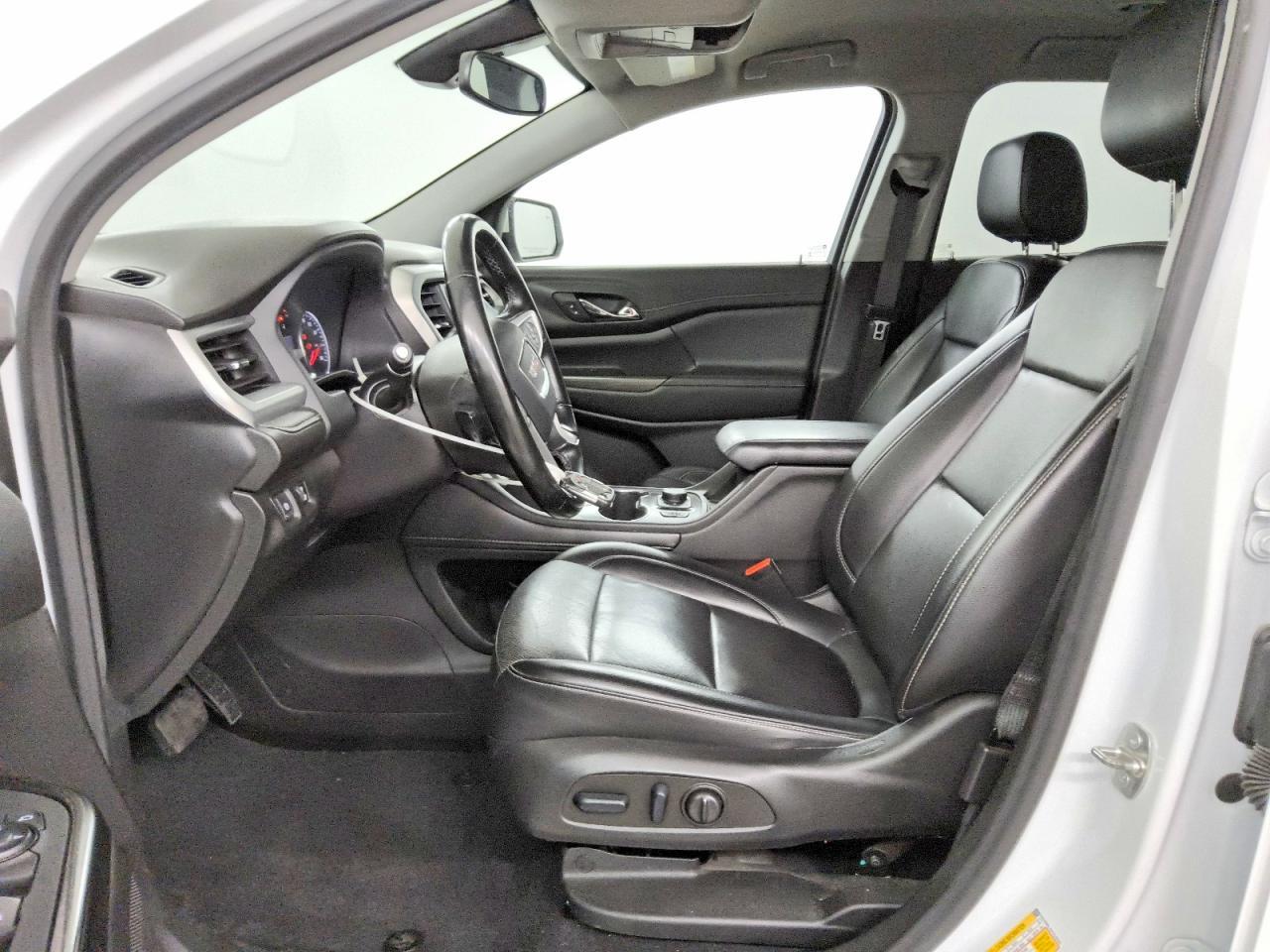2023 GMC Acadia Slt - zdjęcie 7
