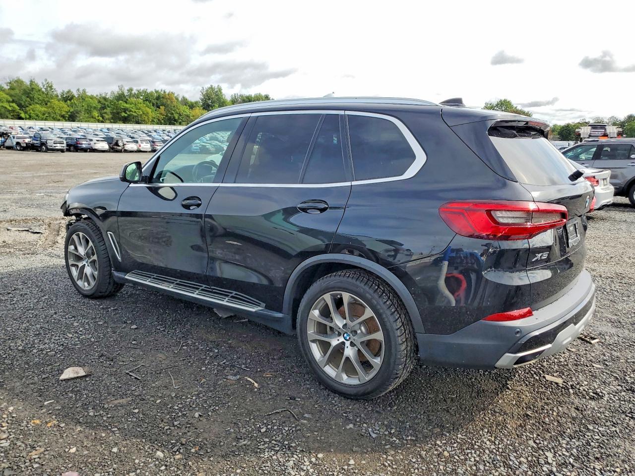 2020 BMW X5 Sdrive 40I - zdjęcie 2