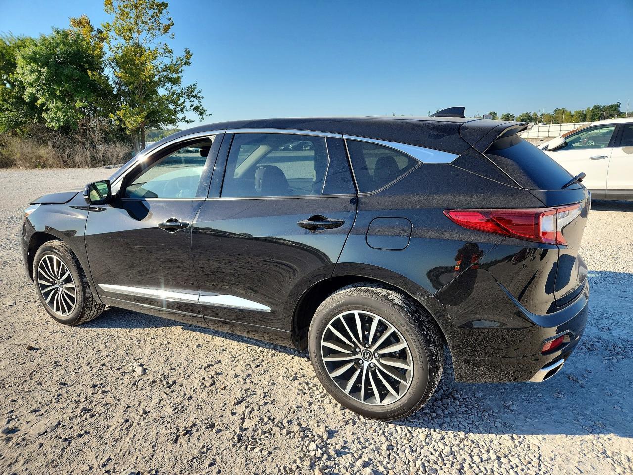 2025 Acura Rdx Advance - zdjęcie 2