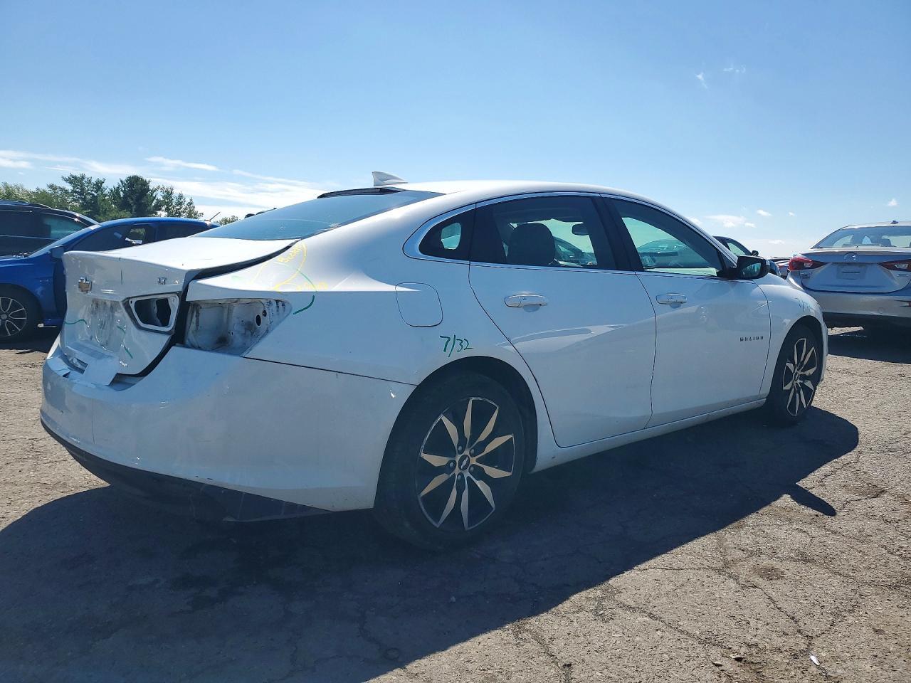 2017 Chevrolet Malibu Lt - zdjęcie 3