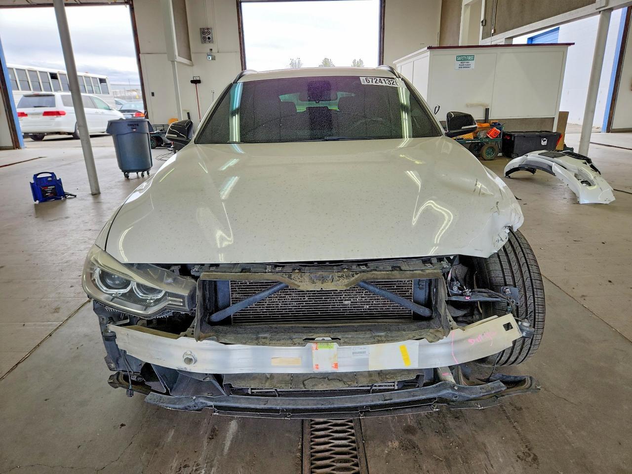 2014 BMW 328 Xi - zdjęcie 5