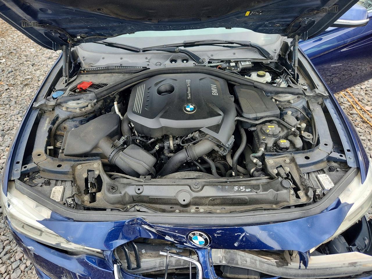2017 BMW Seria 3 330i - zdjęcie 11