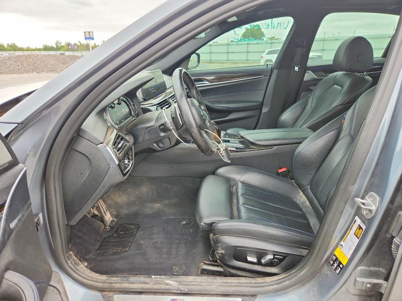 2017 BMW Seria 5 540i - zdjęcie 7