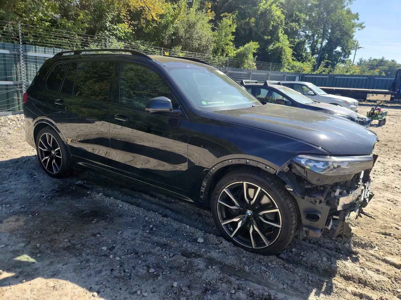 2022 BMW X7 xDrive40I - zdjęcie 4