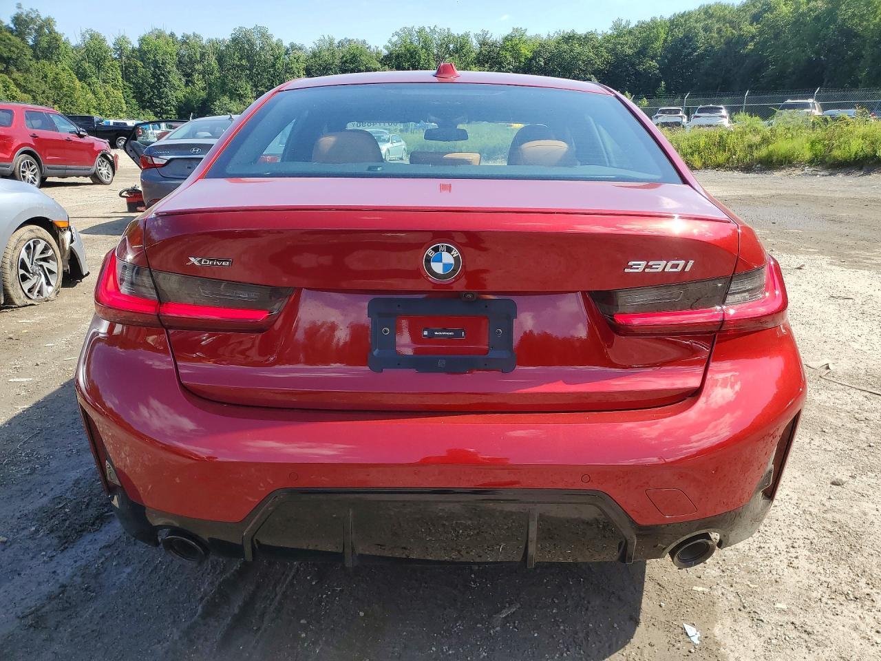 2026 BMW Seria 3 330i - zdjęcie 6