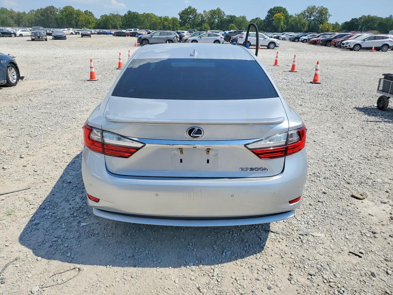 2017 Lexus Es 300H - zdjęcie 6