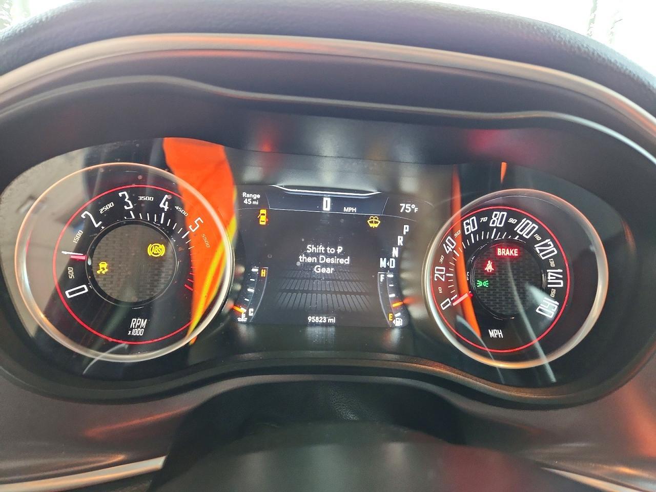2019 Dodge Challenger R/T - zdjęcie 9
