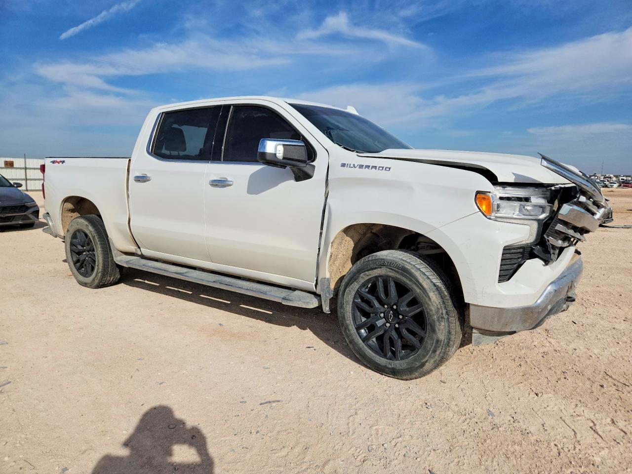 2023 Chevrolet Silverado K1500 Ltz - zdjęcie 4