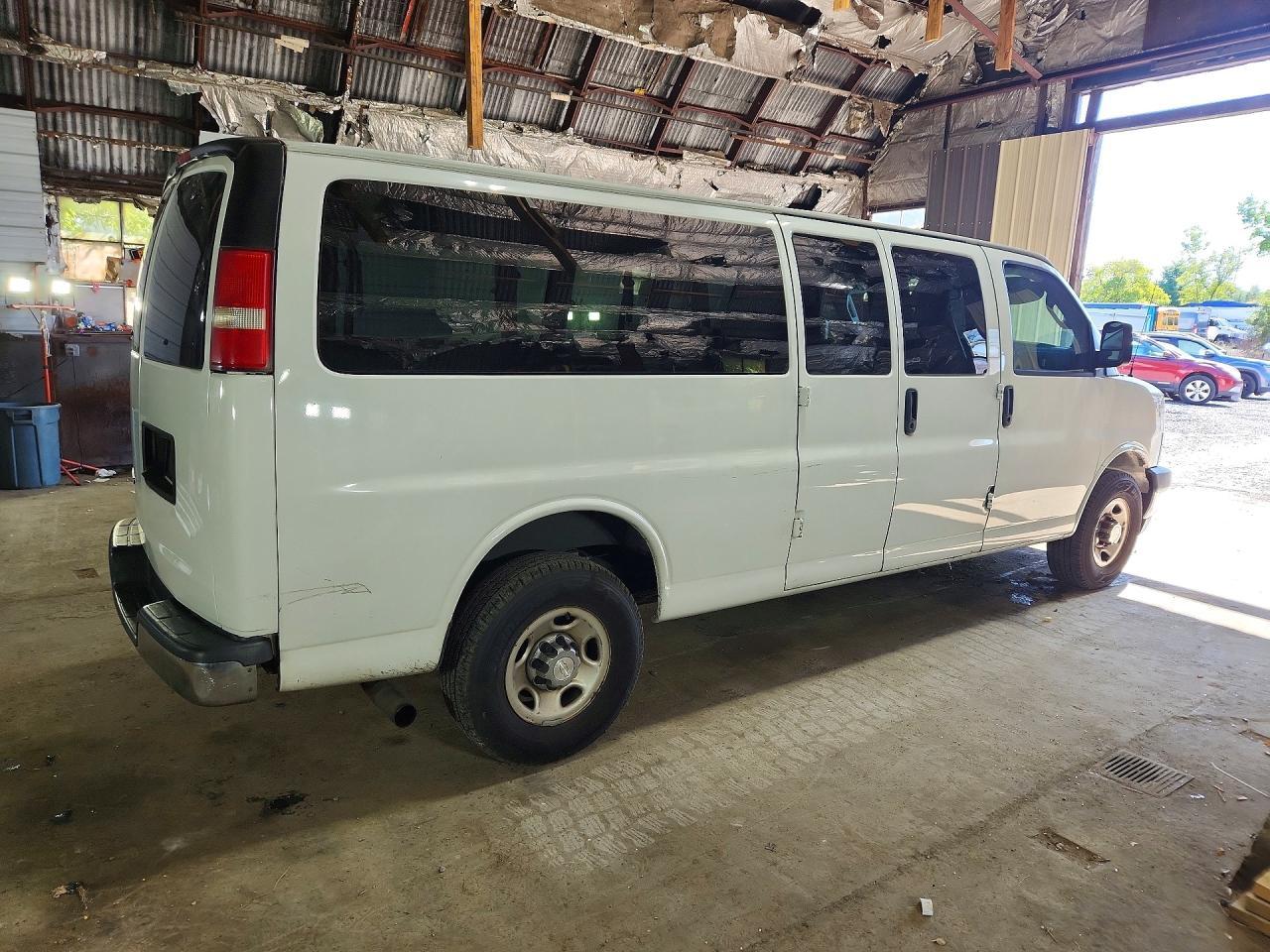 2018 Chevrolet Express G3500 Lt - zdjęcie 3