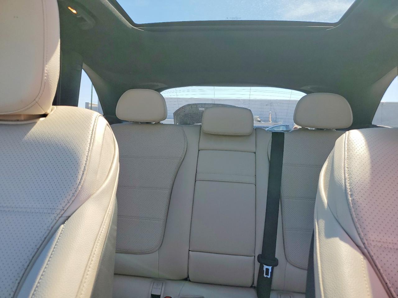2024 Mercedes-Benz Glc 300 4Matic - zdjęcie 10