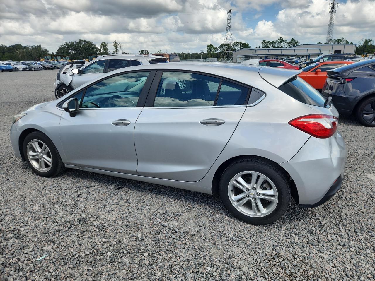 2017 Chevrolet Cruze Lt - zdjęcie 2