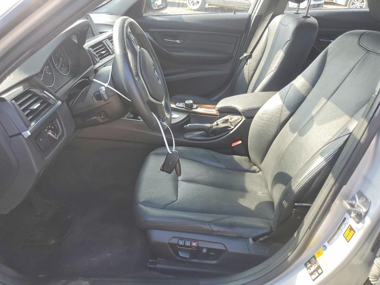 2015 BMW 328 Xi - zdjęcie 7