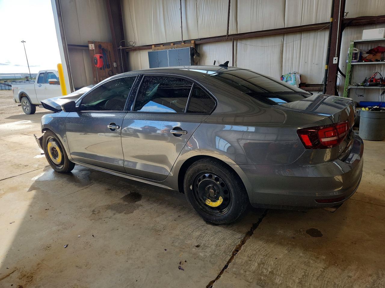 2016 Volkswagen Jetta S - zdjęcie 2