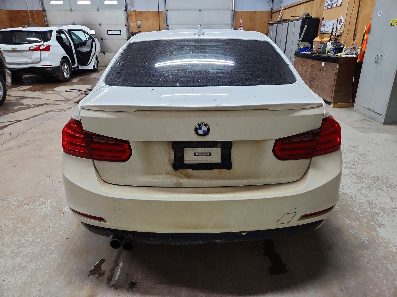 2013 BMW 328 Xi - zdjęcie 6