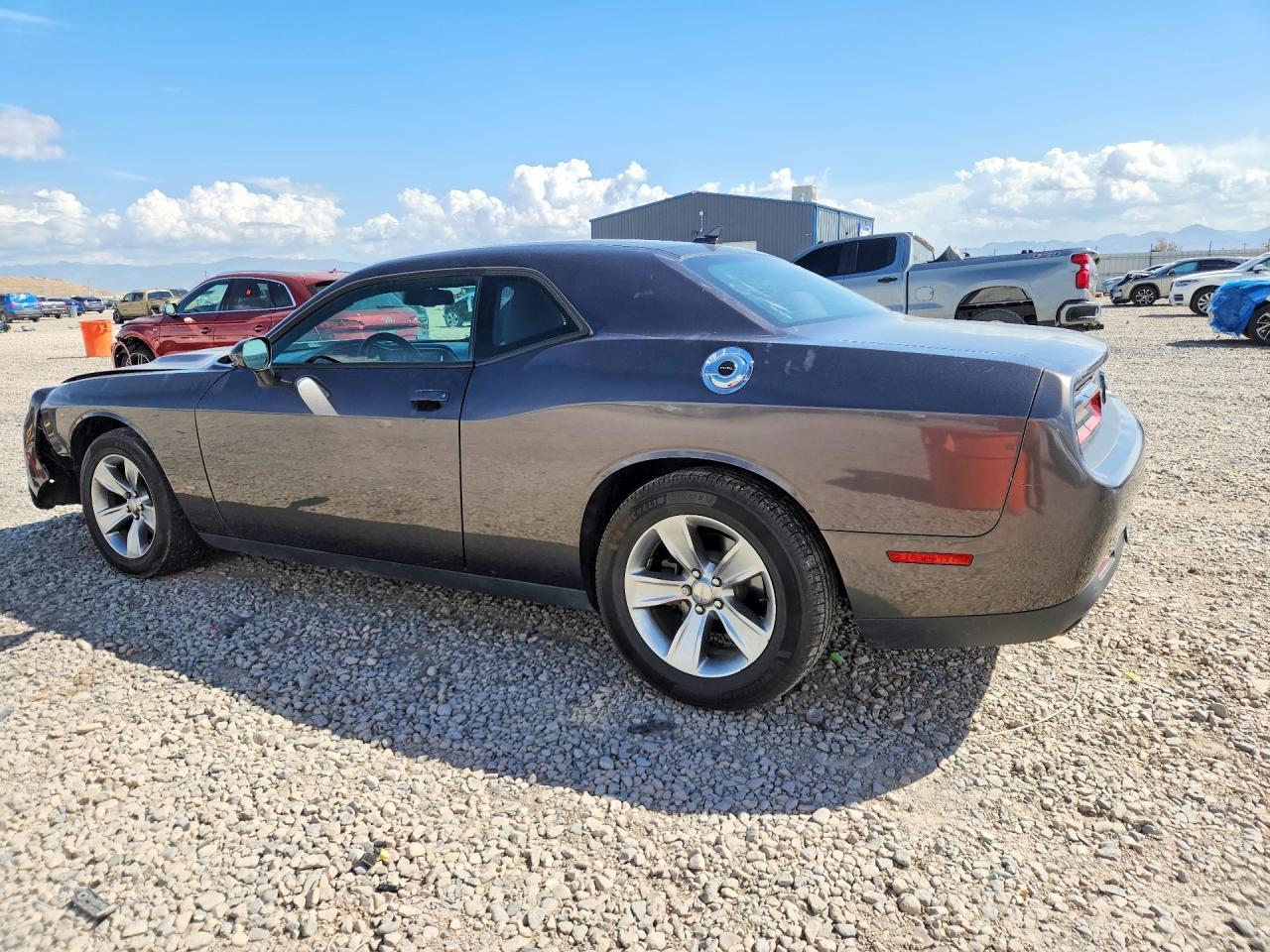2015 Dodge Challenger Sxt - zdjęcie 2