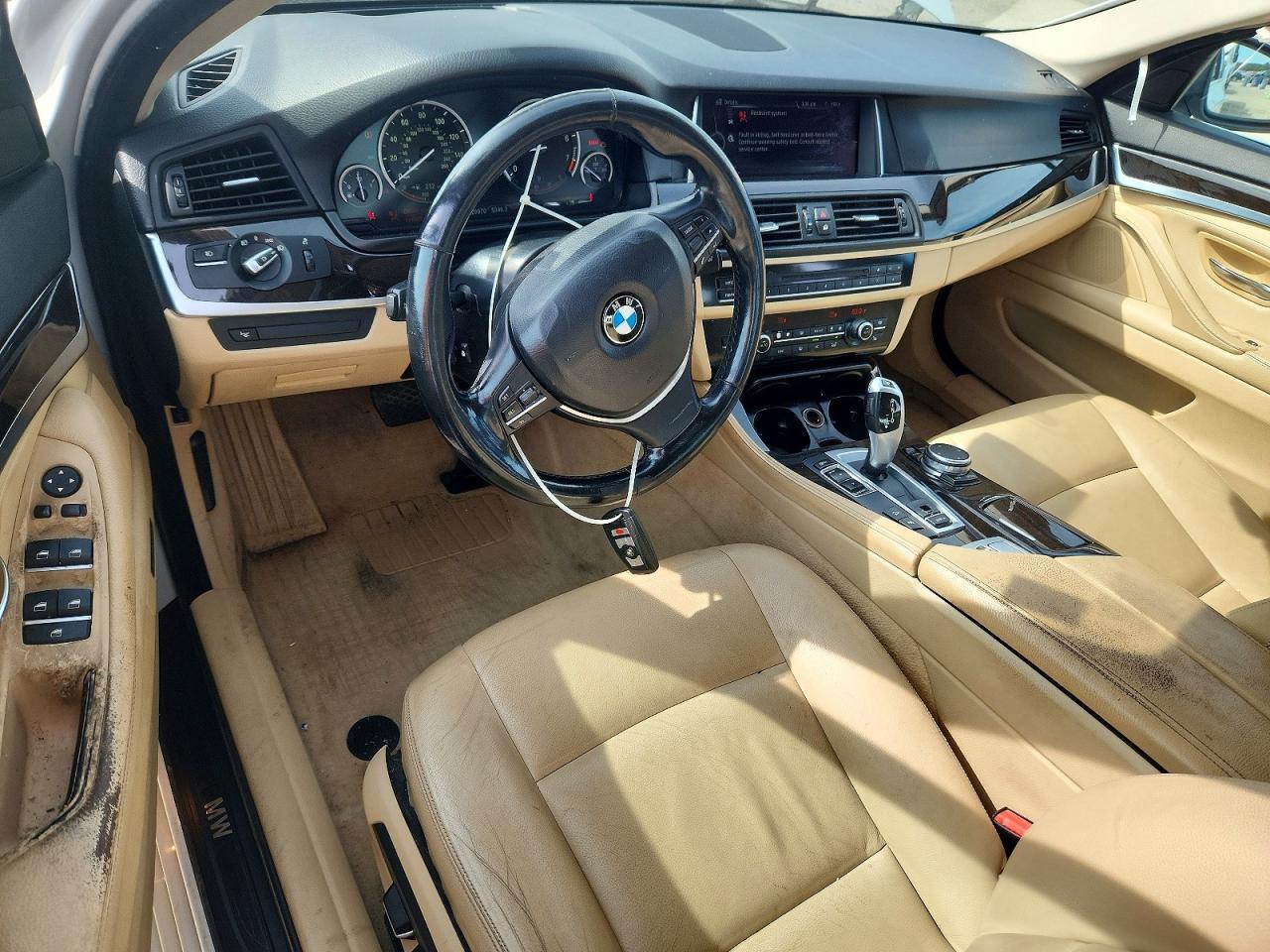 2015 BMW Seria 5 528i - zdjęcie 8