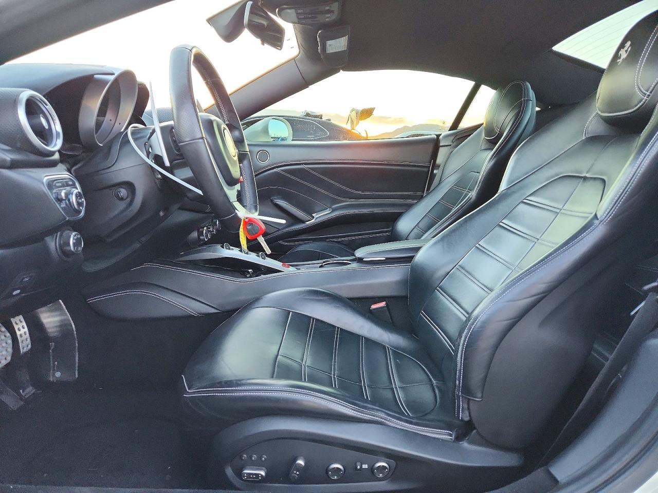 2015 Ferrari California T - zdjęcie 7