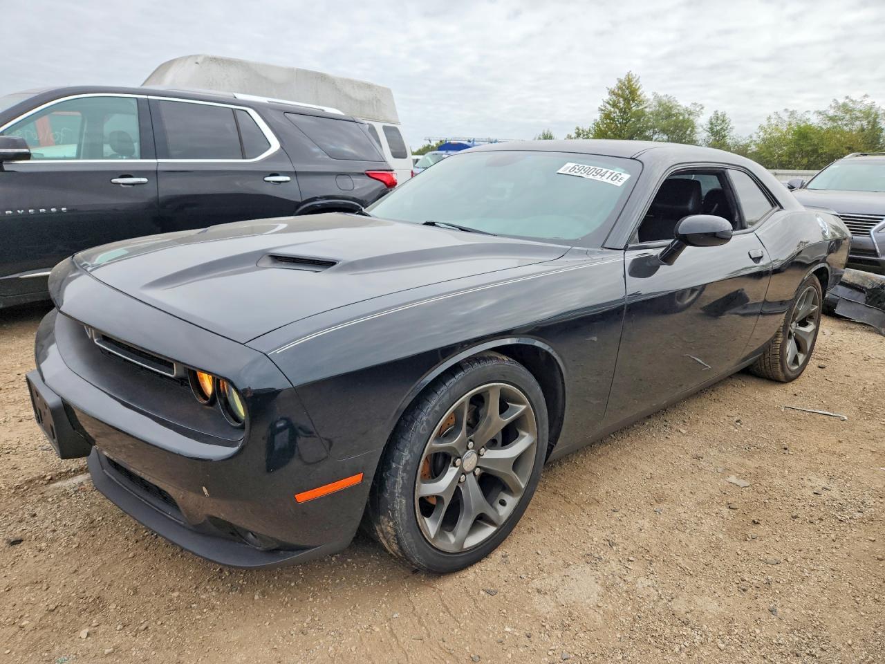 2016 Dodge Challenger Sxt - zdjęcie główne