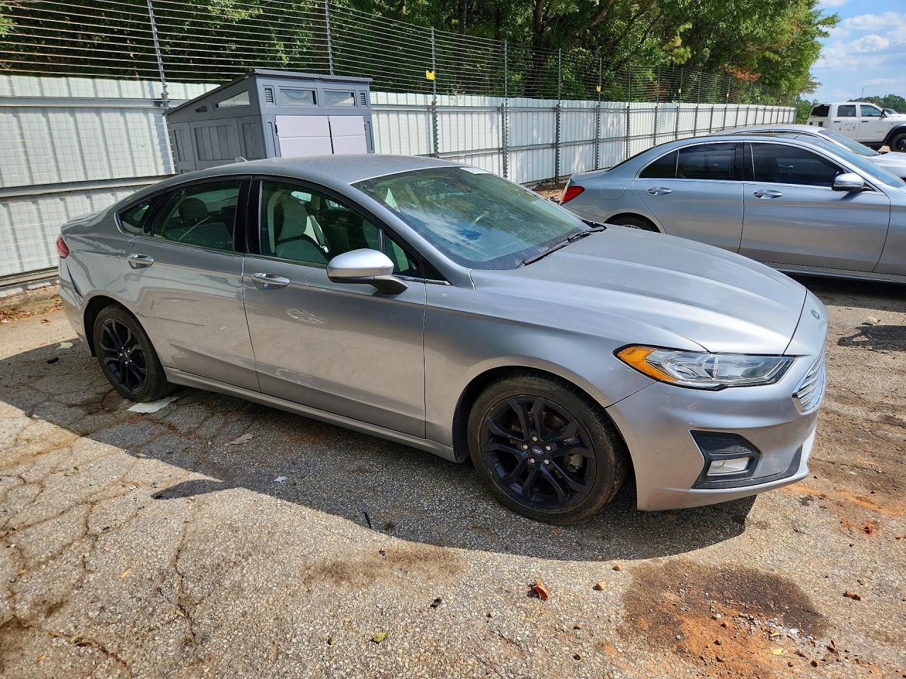 2020 Ford Fusion Se - zdjęcie 4