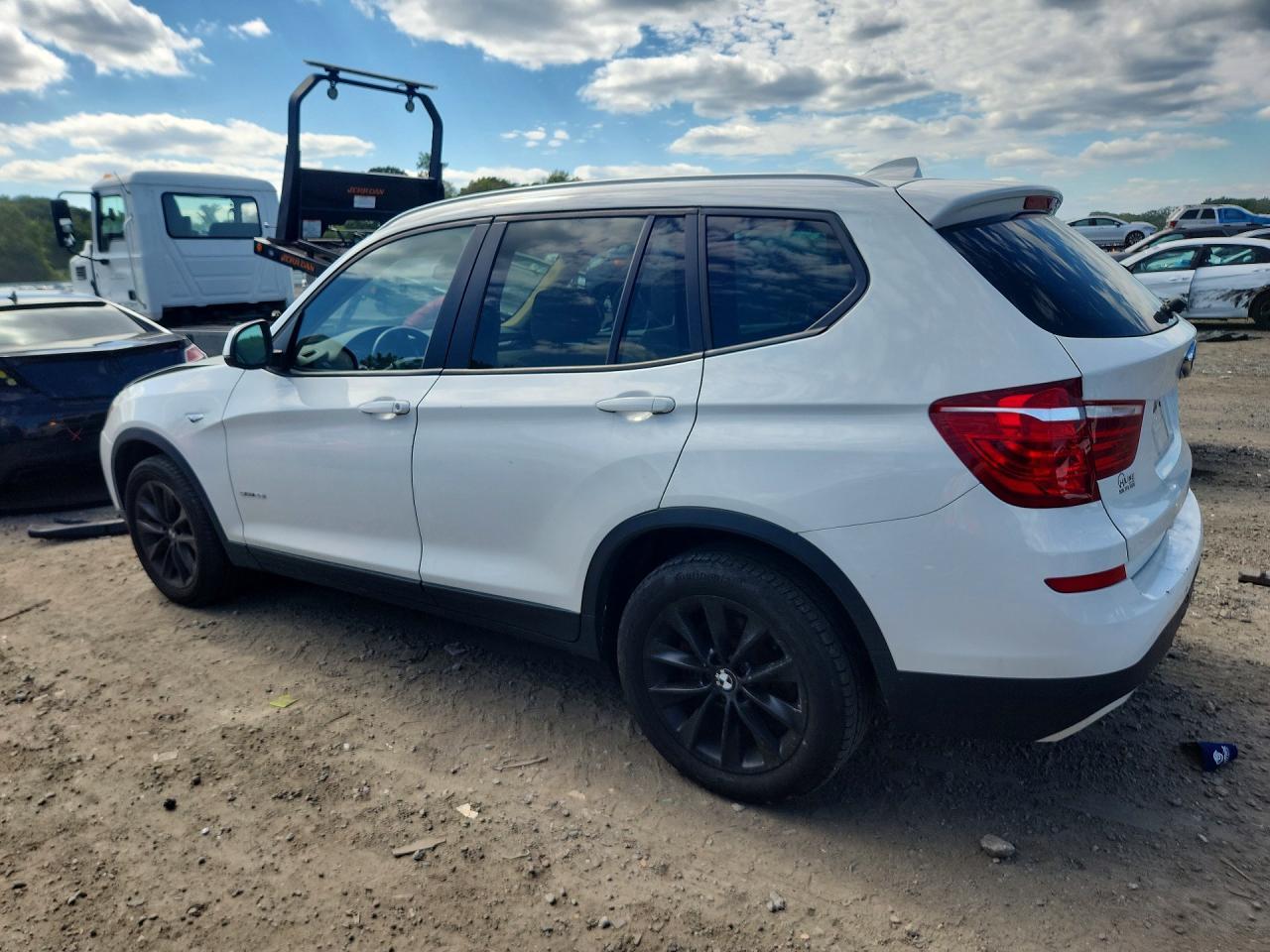 2017 BMW X3 Sdrive28I - zdjęcie 2