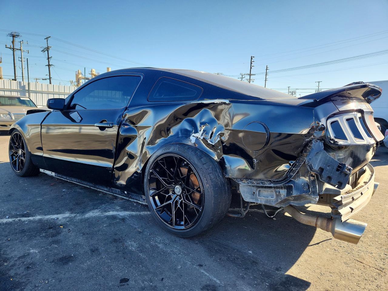 2014 Ford Mustang - zdjęcie 2