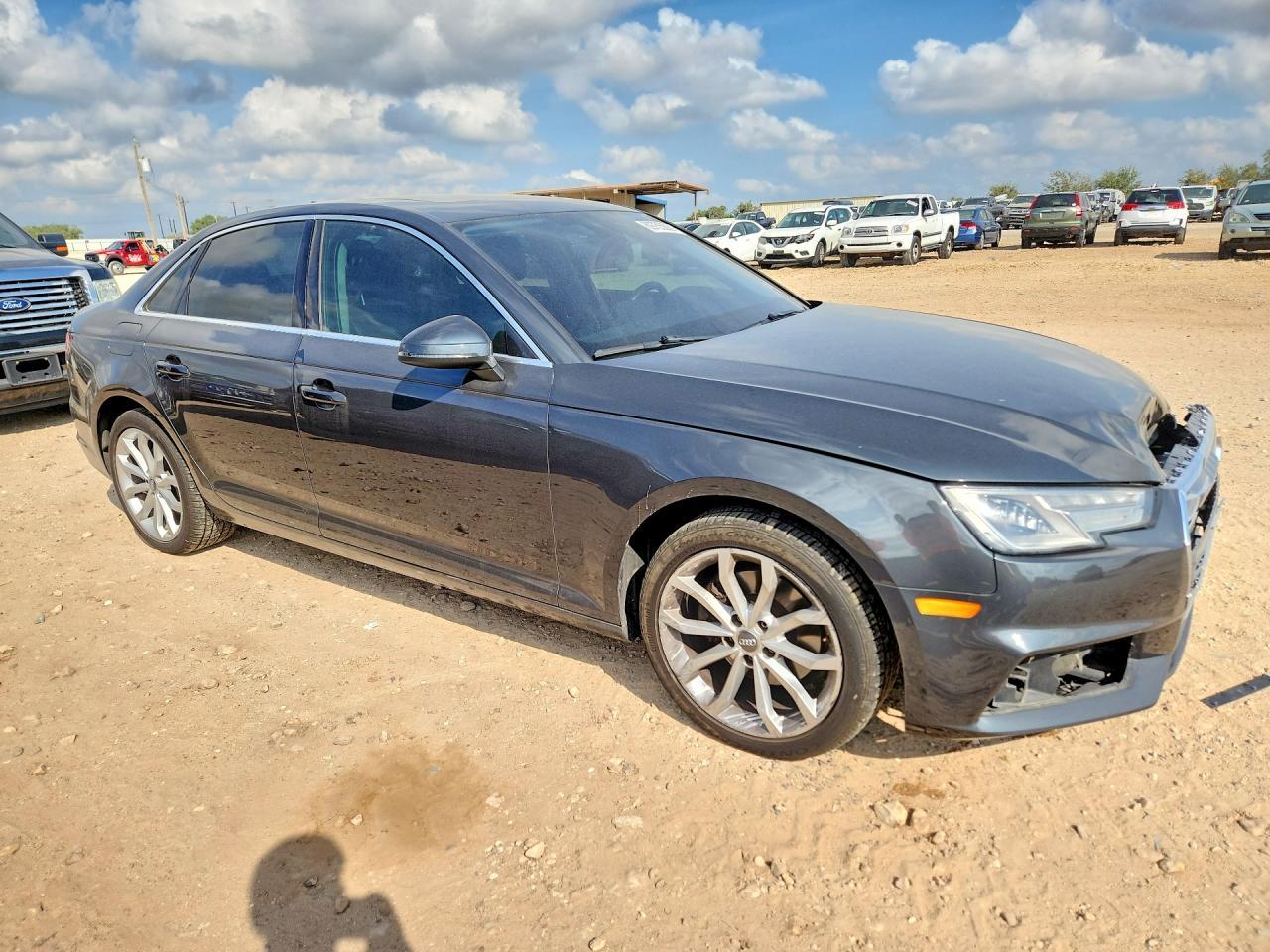 2019 Audi A4 Premium - zdjęcie 4