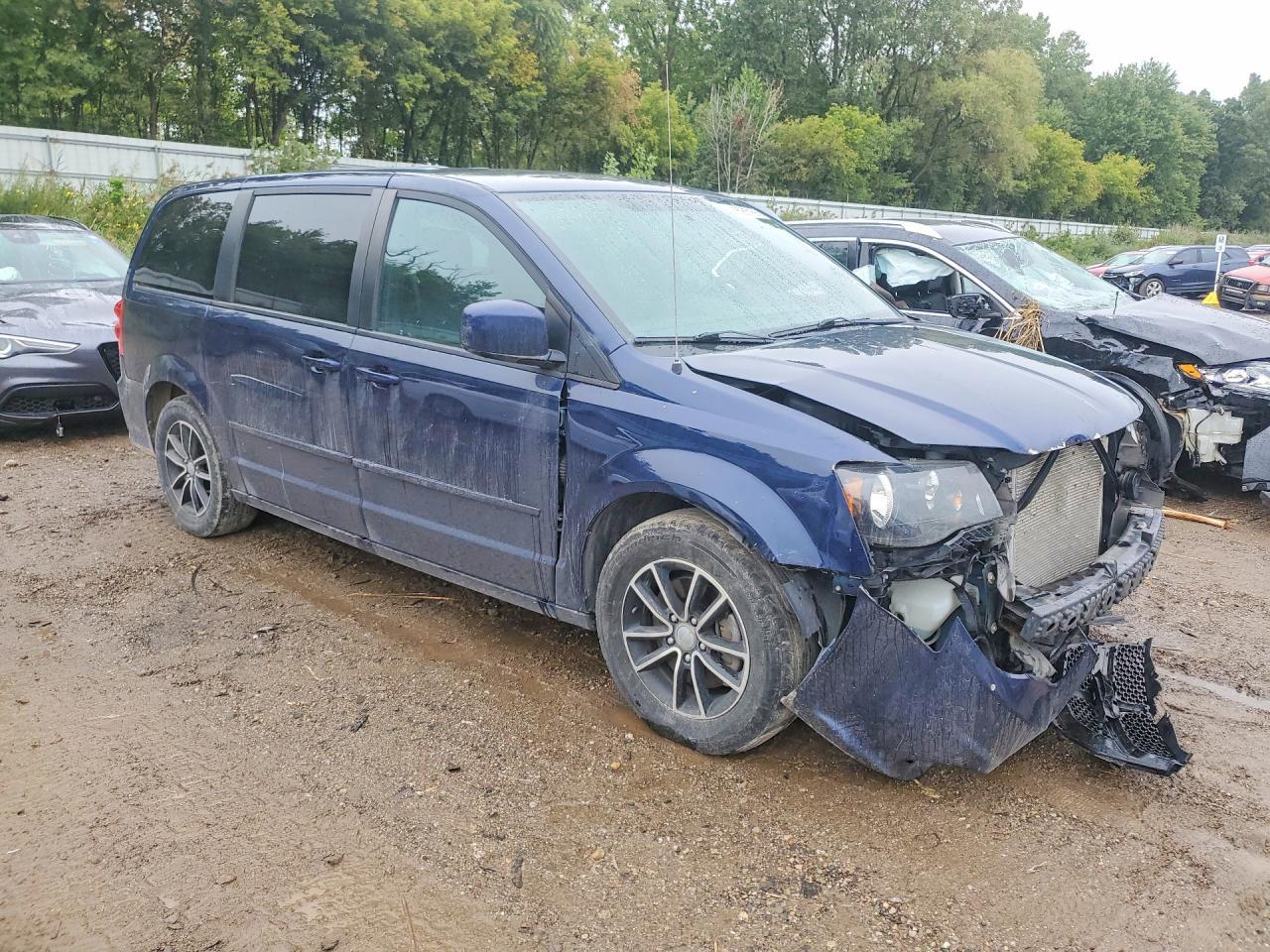 2017 Dodge Grand Caravan Gt - zdjęcie 4